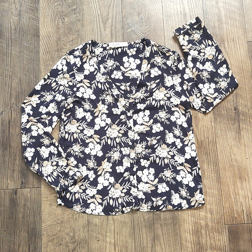 🎉SOLD!  Floral ZARA Button-down Shirt, Sz. M